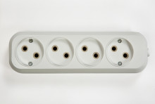 IN HOME Колодка 4-х местная 5040