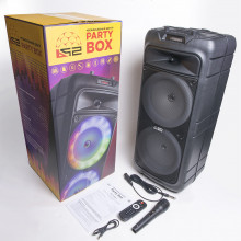 Музыкальный центр B52 Party Box, 40Вт (20Вт*2), АКБ 4500мА/ч,BT (до10м), USB, FM, провод. микроф.